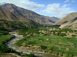 استخراج معدن آهن پنجشیر آغاز می‌‌شود.