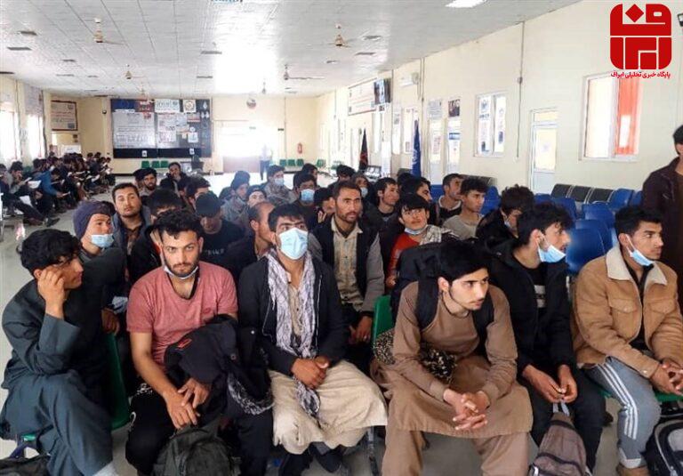 آخرین خبرها 17 بازگشت بیش از 110 هزار مهاجر غیرقانونی از ایران_امکان استفاده اتباع خارجی از تسهیلات بانکی از طرح تا عمل-ایراف