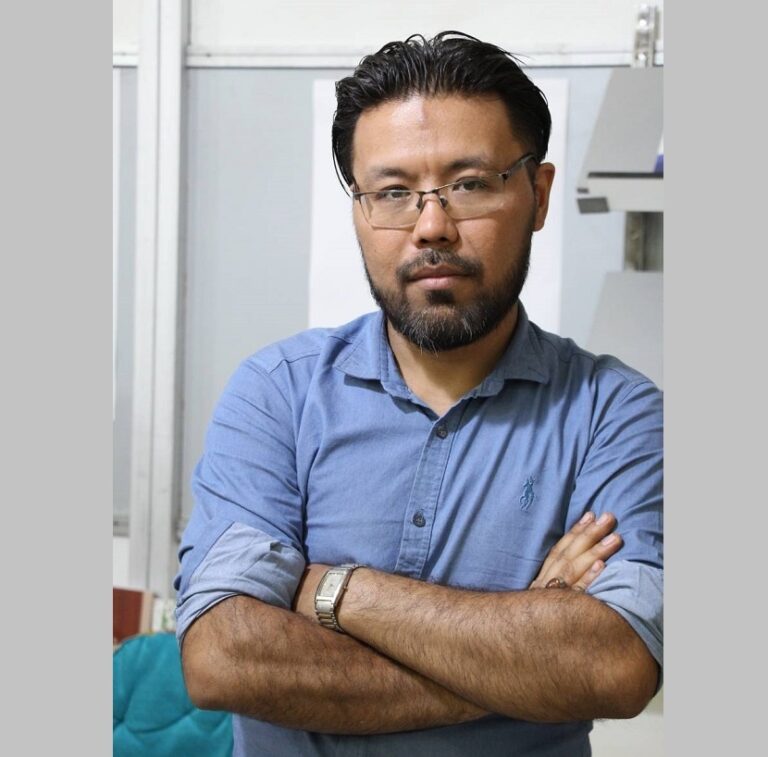 آخرین خبرها 34 هویت مهمترین چالش نویسندگان مهاجر افغانستانی در ایران- خداداد حیدری نویسنده افغانستانی ناسور- ایراف