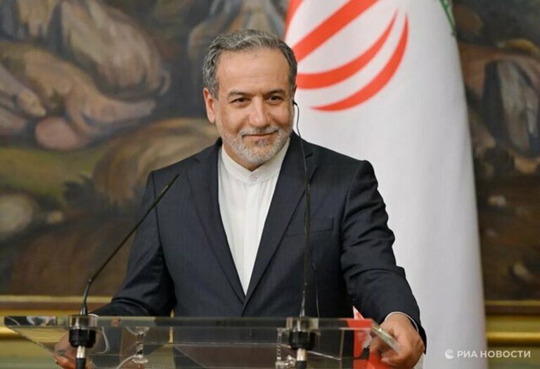واکنش عراقچی به ادعاهای ترامپ علیه ایران: یک دیدگاه فریبکارانه بود