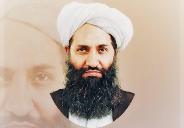 انتقاد تند رهبر طالبان از اشغالگری آمریکا؛ «از اجرای شریعت عقب‌نشینی نمی‌کنم»