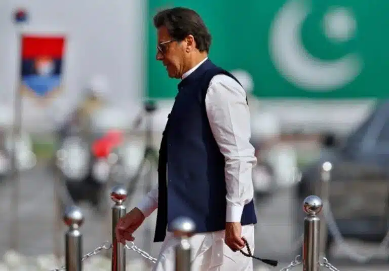 عمران خان با قید وثیقه آزاد می‌شود