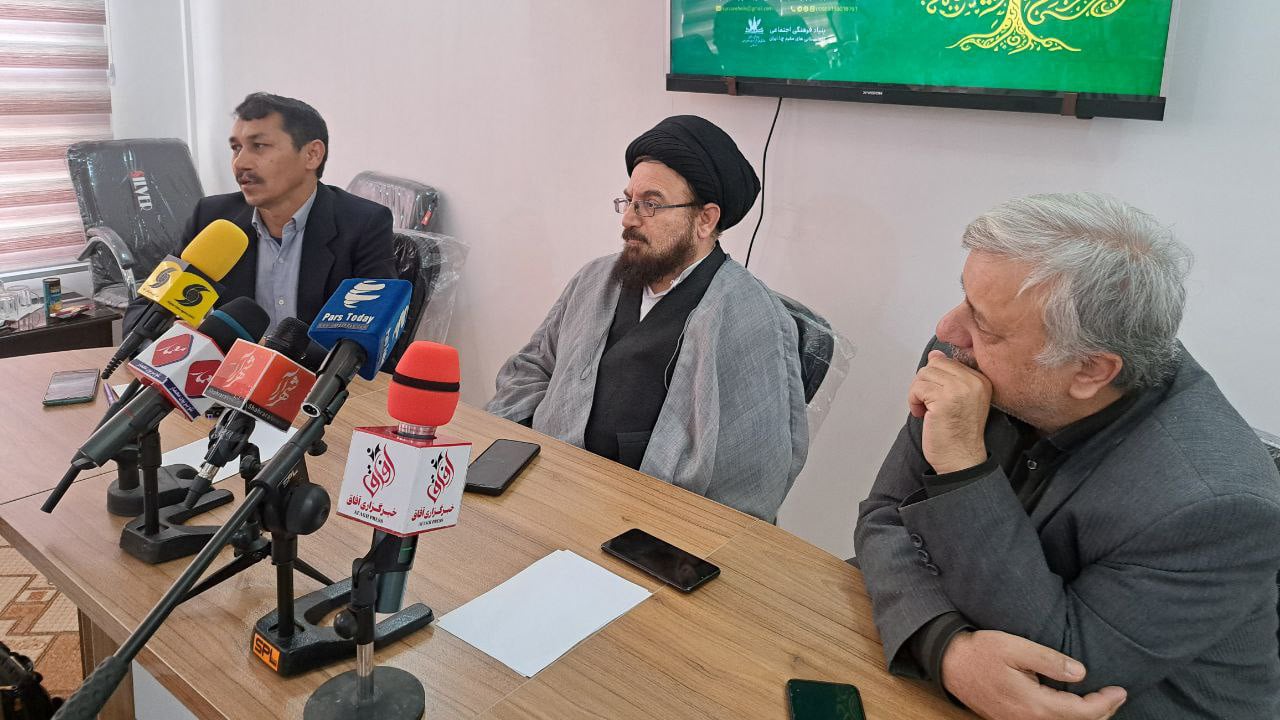 شاعران و نویسندگان مهاجران افغانستانی، جامعه هدف «جشنواره کاروان حُله»