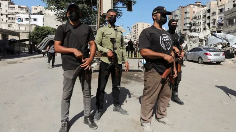 بازگشت نیروهای مقاومت به مناطق آزادشده غزه | حماس با فراخوان ۷هزار نیرو کنترل امنیتی را تقویت می‌کند