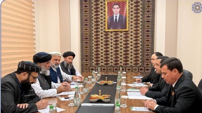 نمایشگاه بین‌المللی نفت و گاز؛ طالبان و ترکمنستان درباره روابط اقتصادی رایزنی کردند