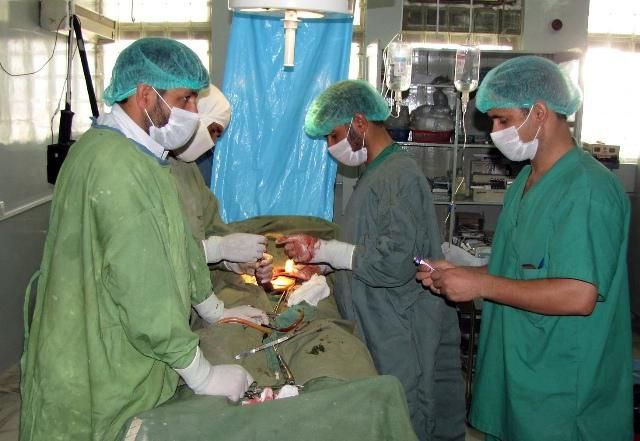 قزاقستان پزشکان افغانستان را آموزش می‌دهد