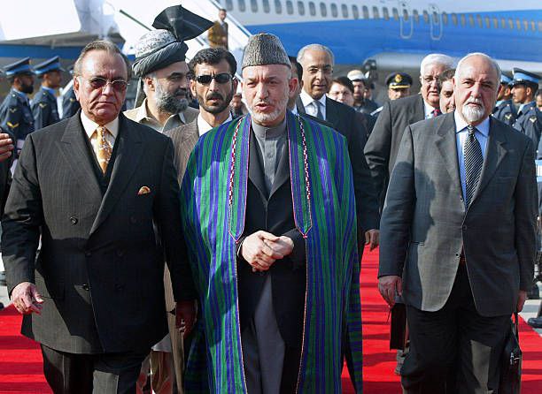 هدایت امین ارسلا: از اولین کارمند افغان بانک جهانی تا نامزد ناکام ریاستجمهوری 2 هدایت امین ارسلا: از اولین کارمند افغان بانک جهانی تا نامزد ناکام ریاستجمهوری