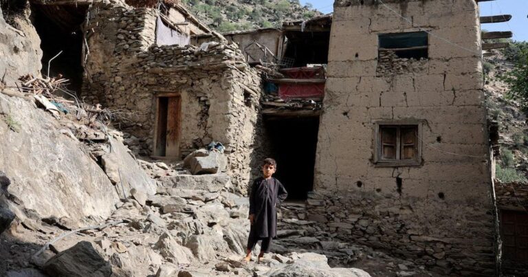 زلزله در شرق افغانستان؛ هزاران نفر از افسردگی و ناامیدی رنج می‌برند