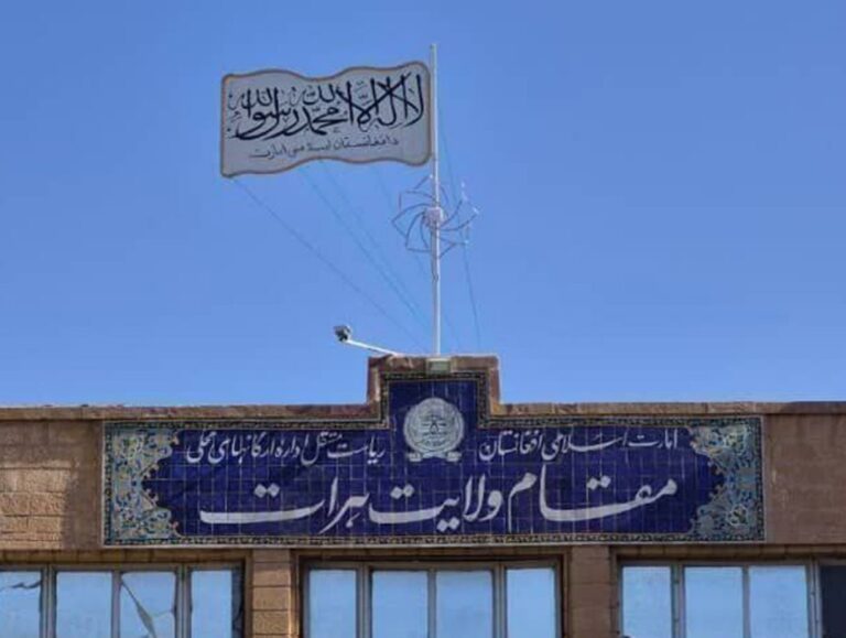 اتصال ریلی و جاده‌ای هرات – مزارشریف؛ والیان طالبان گفت‌وگو کردند