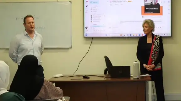 آخرین امید زنان افغان در معرض نابودی؛ آمریکا بودجه دانشگاه آمریکایی افغانستان را قطع کرد