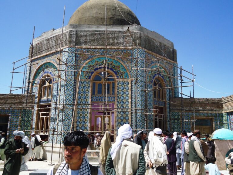 آرامگاه حکیم سنایی در جنوب افغانستان؛ شاعری که شعر عرفانی فارسی را دگرگون کرد
